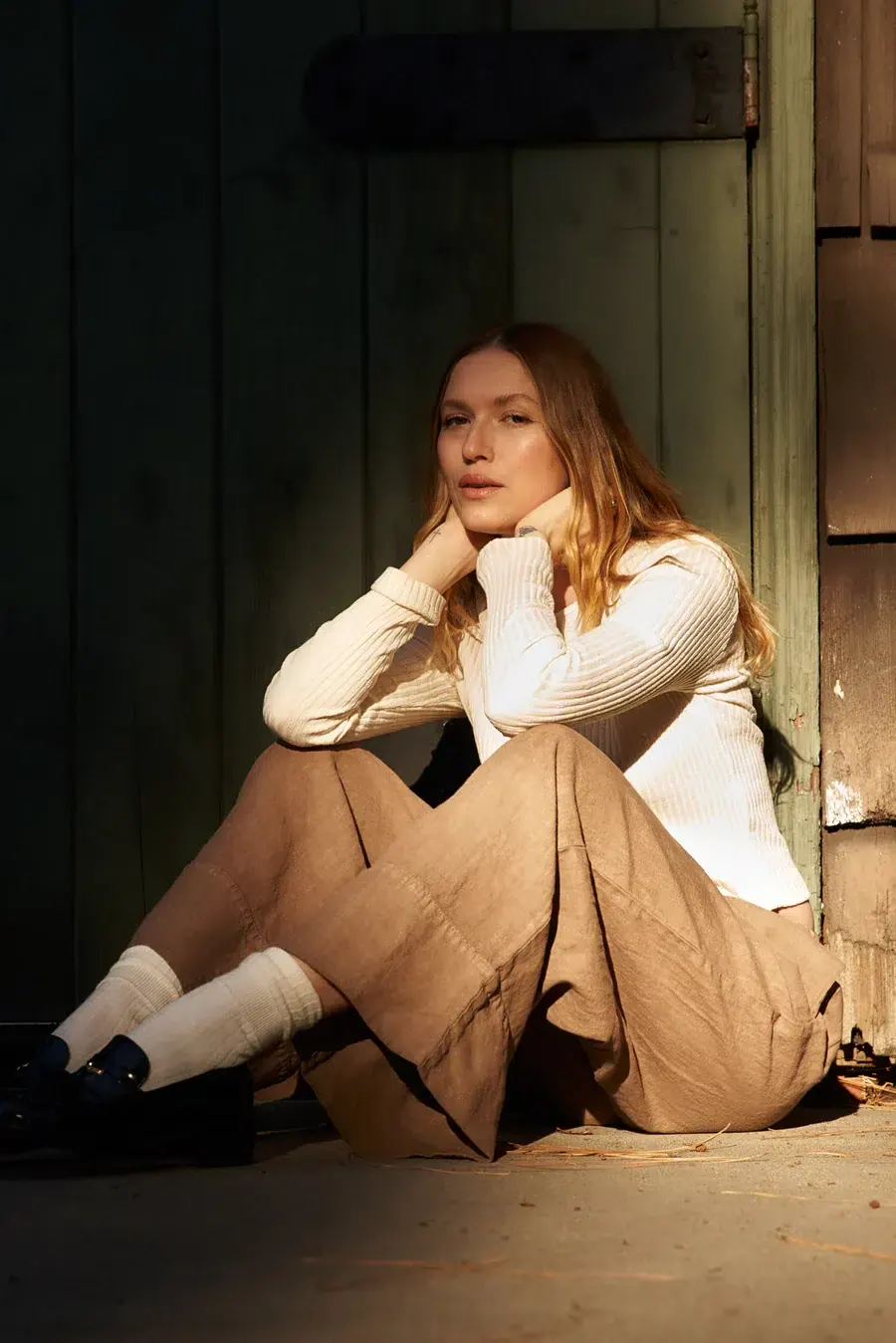 12-Piece Capsule Wardrobe 2026: Cover Every Situation Effortlessly